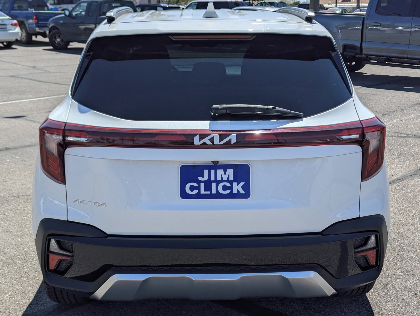 Used 2024 Kia Seltos S FWD image 3