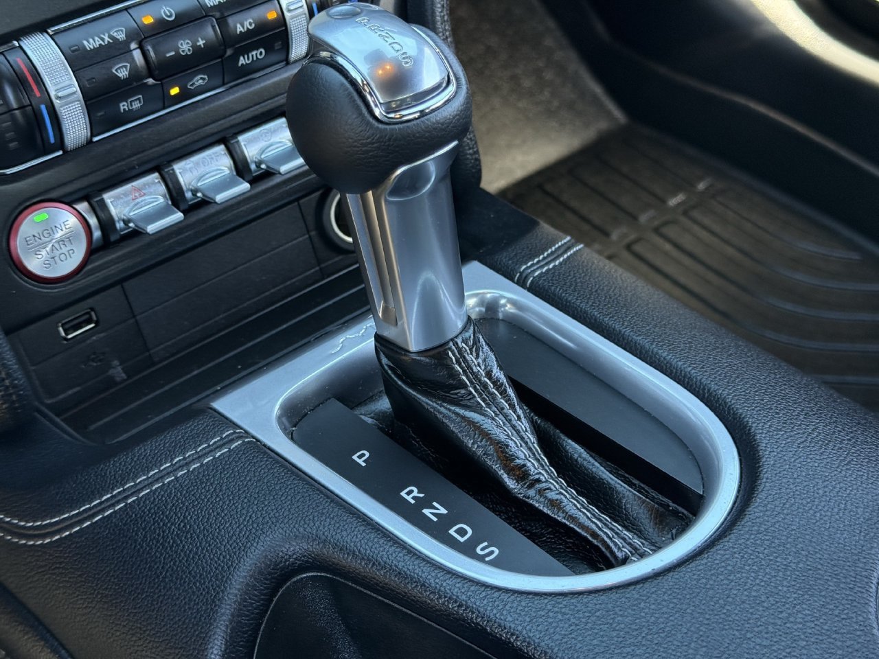 Certified 2022 Ford Mustang GT Premium RWD image 23
