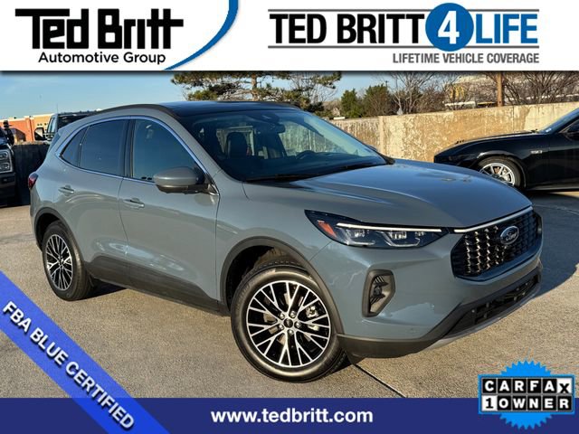 Certified 2025 Ford Escape SE w/ PHEV Premium Package