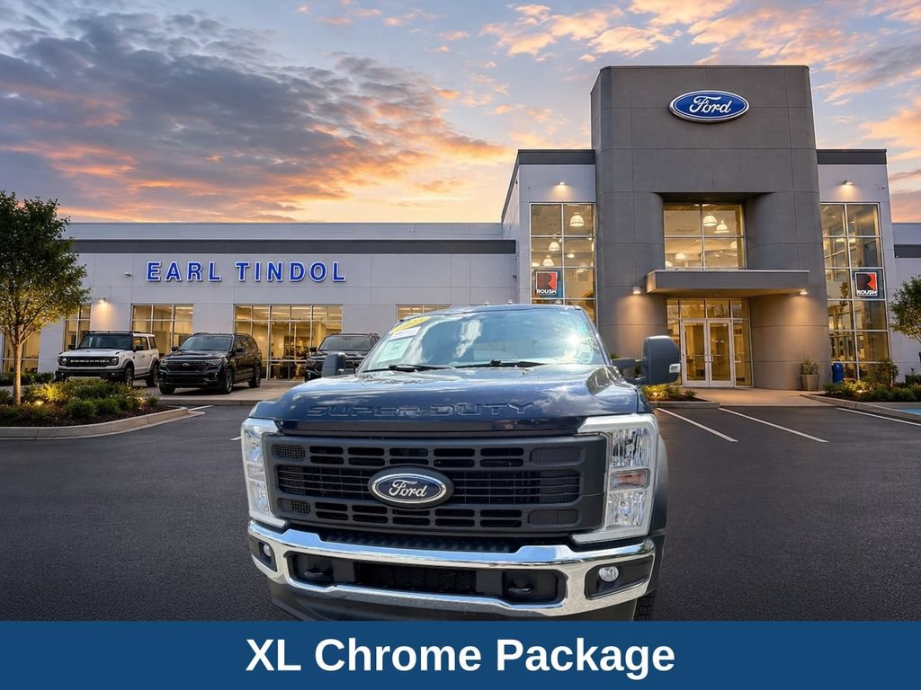 Certified 2023 Ford F450 XL w/ XL Chrome Package AWD/4WD image 3