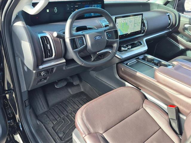 Certified 2026 Ford Expedition Max Platinum w/ Platinum Ultimate Package AWD/4WD image 9