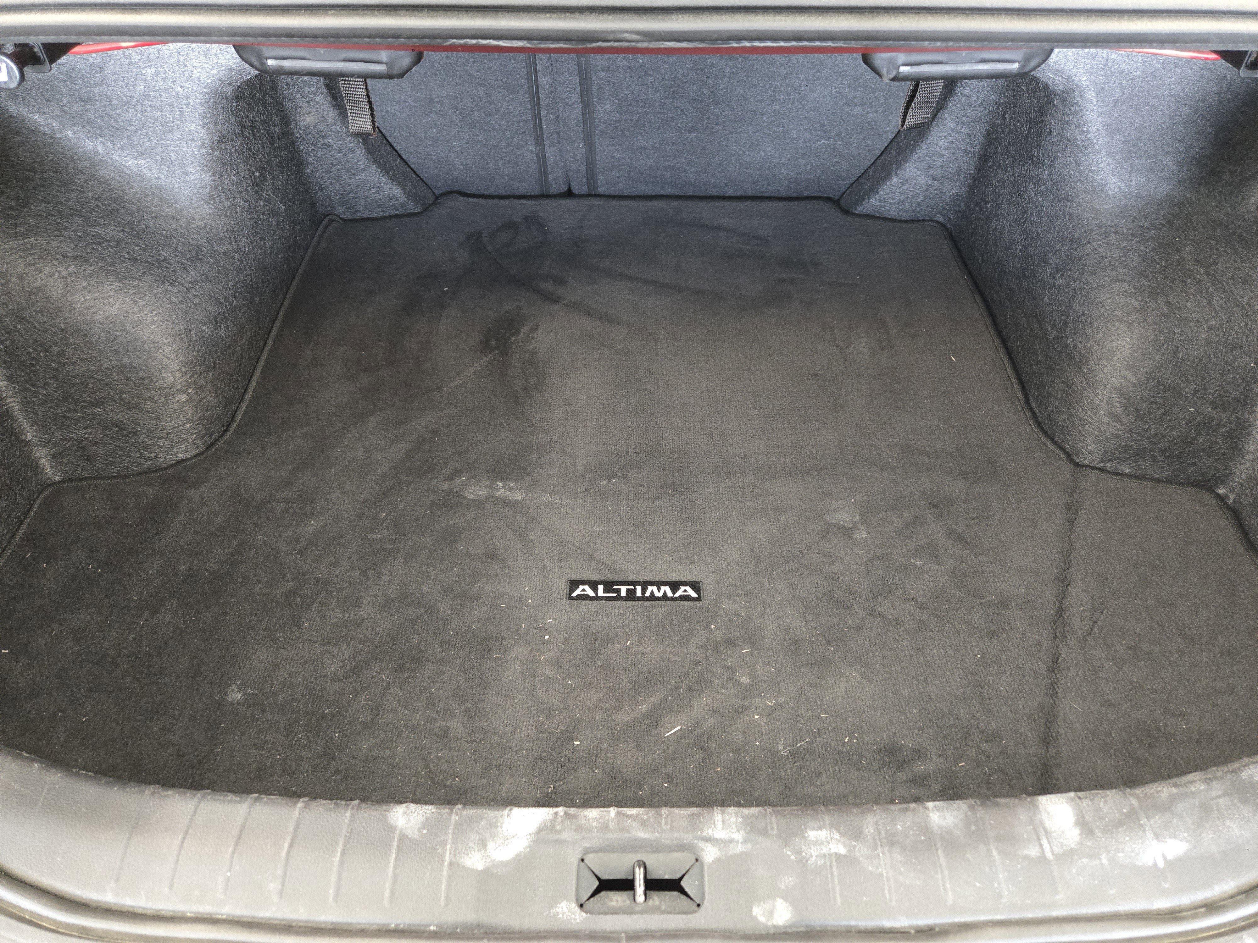 Used 2024 Nissan Altima 2.5 SR FWD image 32