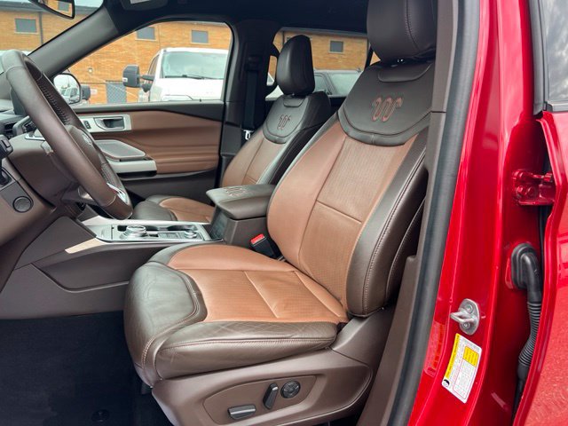 Certified 2022 Ford Explorer King Ranch w/ Premium Technology Package AWD/4WD image 20