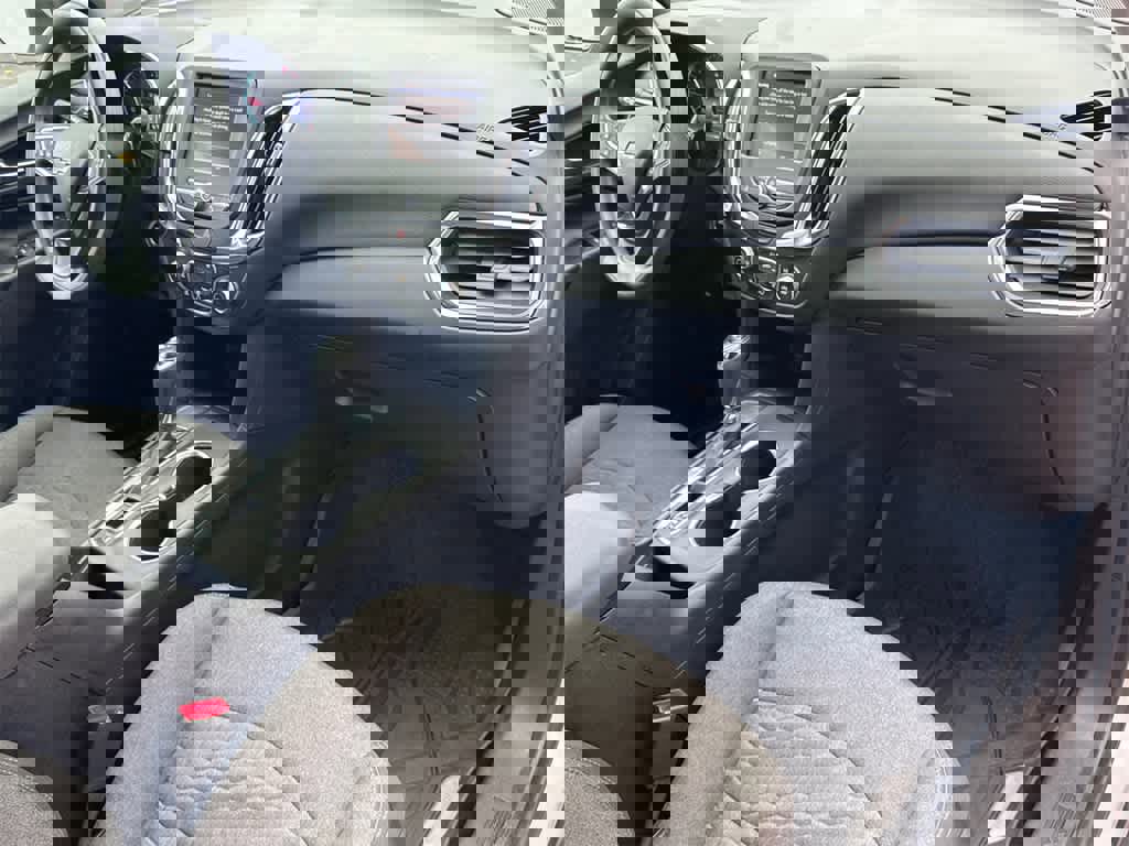 Used 2020 Chevrolet Equinox LT w/ LPO, Floor Liner Package image 13