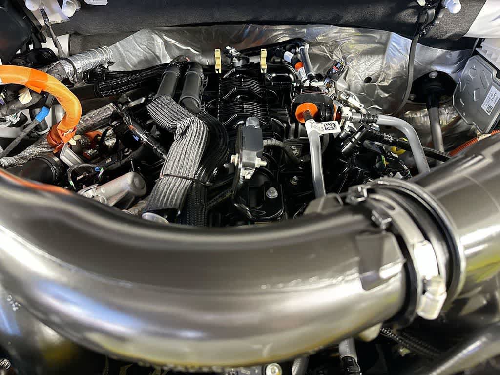 Certified 2025 Ford F150 Lariat w/ Equipment Group 502A High AWD/4WD image 9