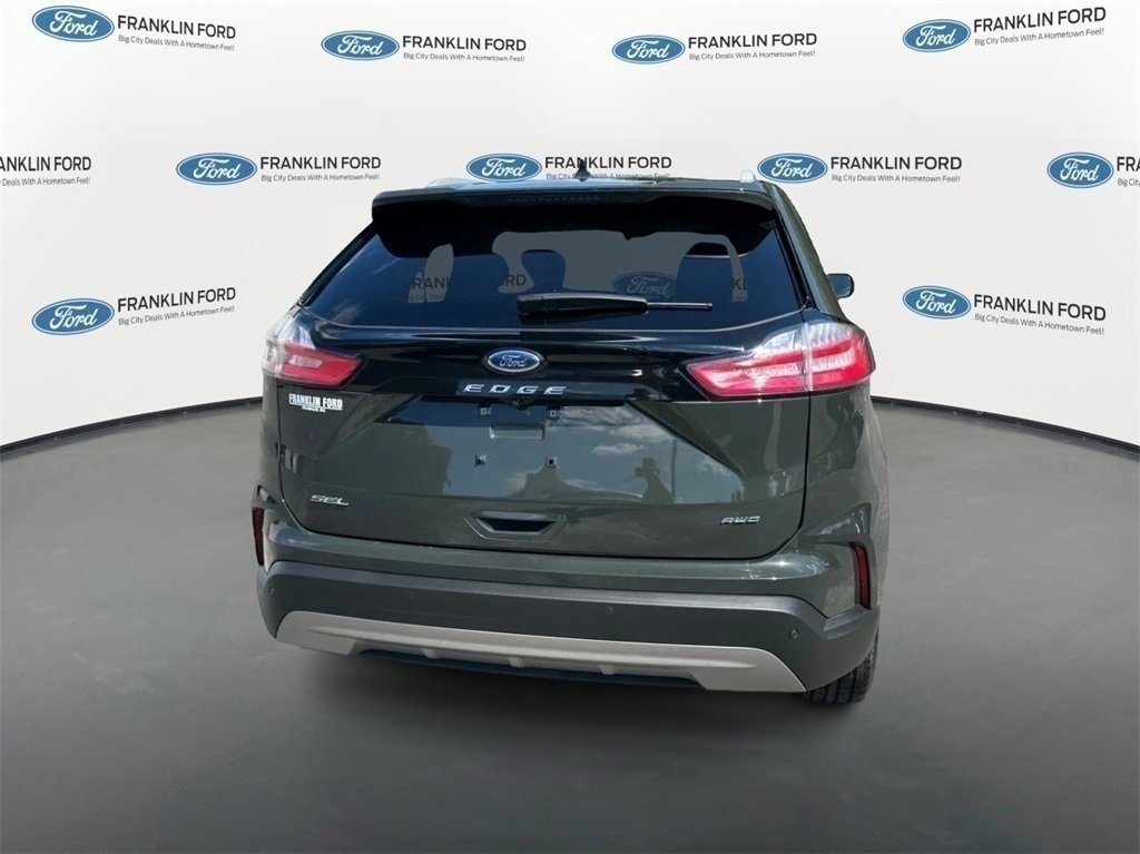 Certified 2022 Ford Edge SEL w/ Convenience Package image 4