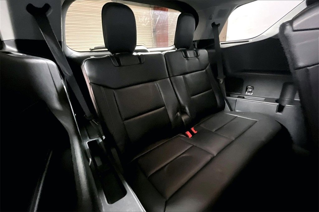 Certified 2024 Ford Explorer Limited image 23