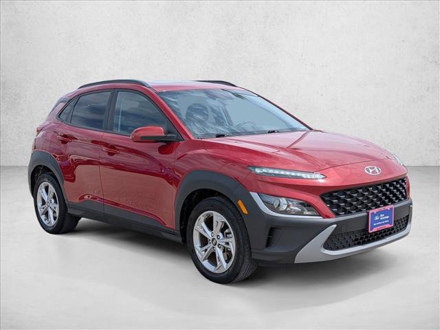Used 2022 Hyundai Kona SEL w/ Convenience Package AWD/4WD image 3