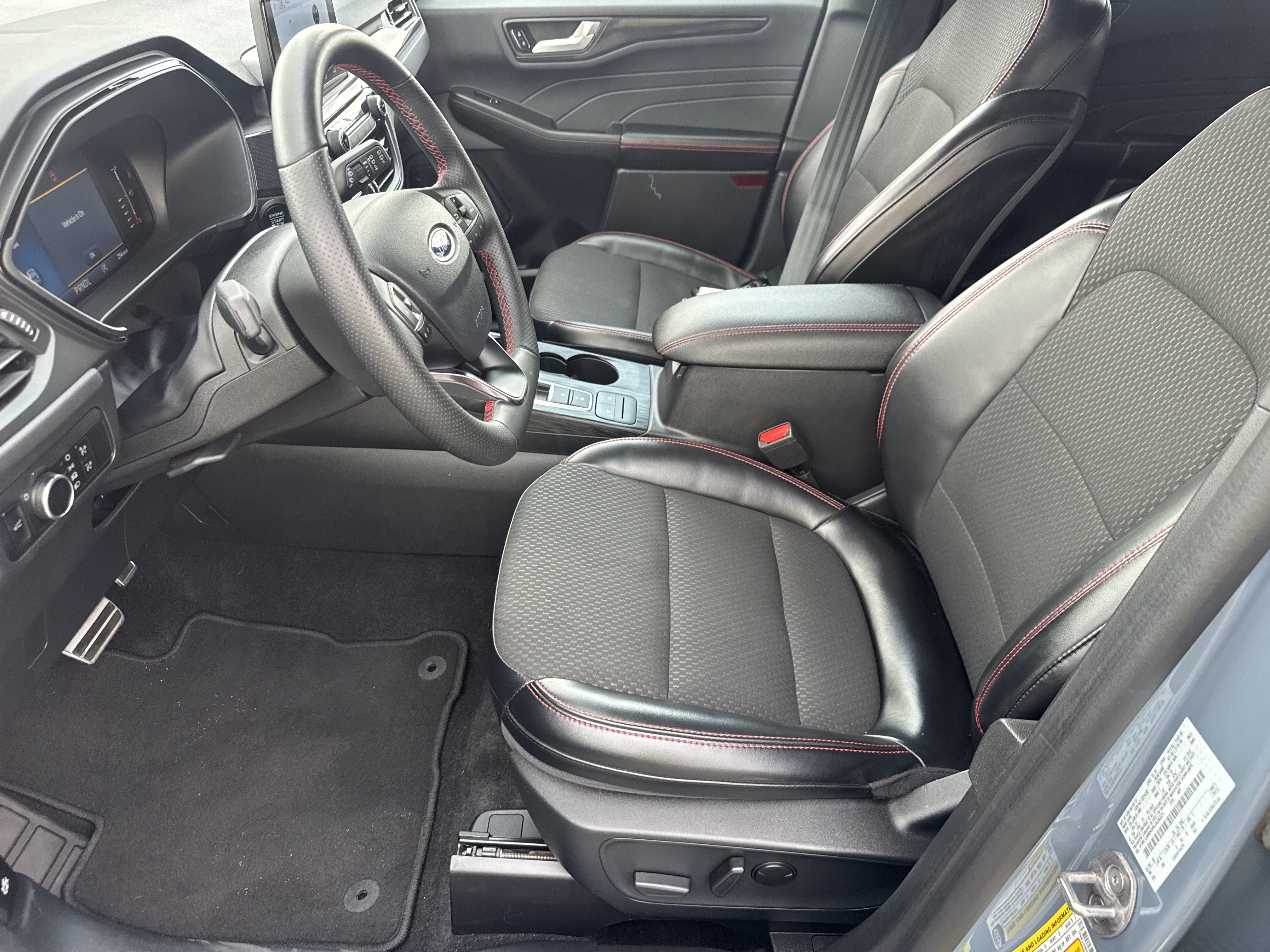 Certified 2024 Ford Escape ST-Line FWD image 10