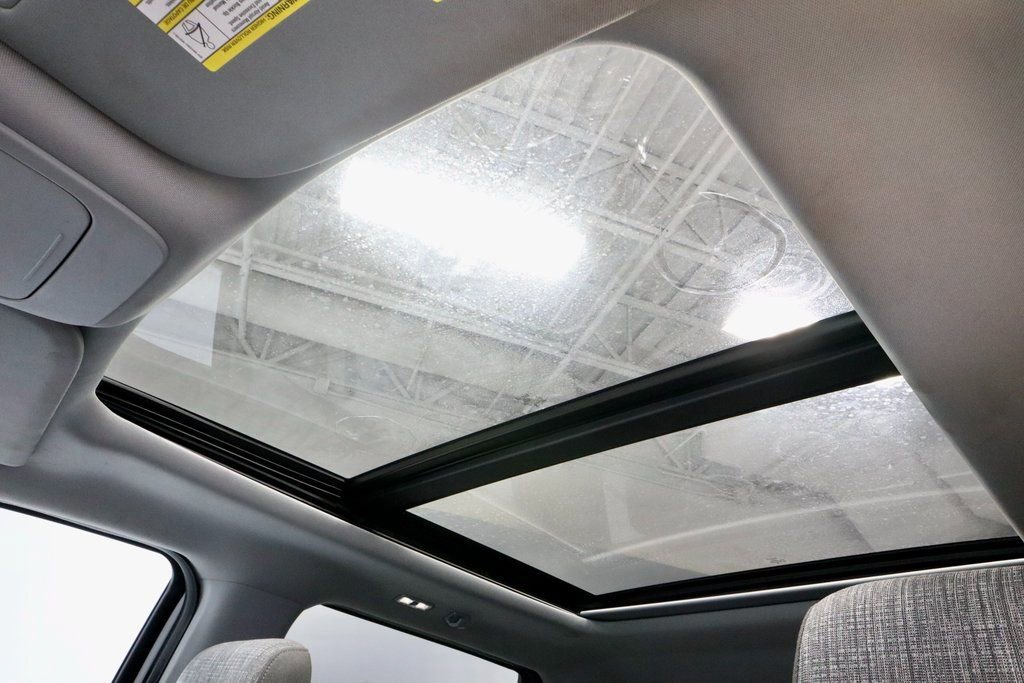 Certified 2023 Ford F150 XLT w/ Equipment Group 302A High image 33