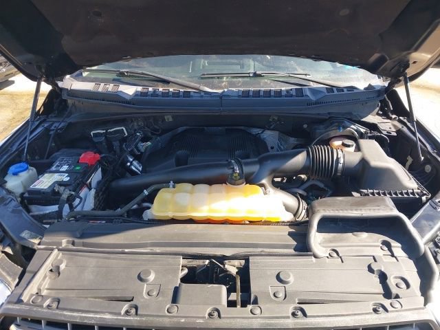 Certified 2018 Ford F150 XLT w/ Equipment Group 302A Luxury image 27