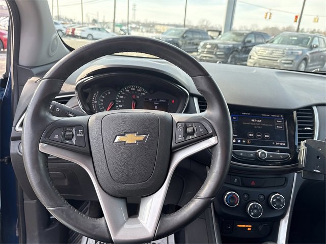 Used 2020 Chevrolet Trax LT w/ Driver Confidence Package image 21