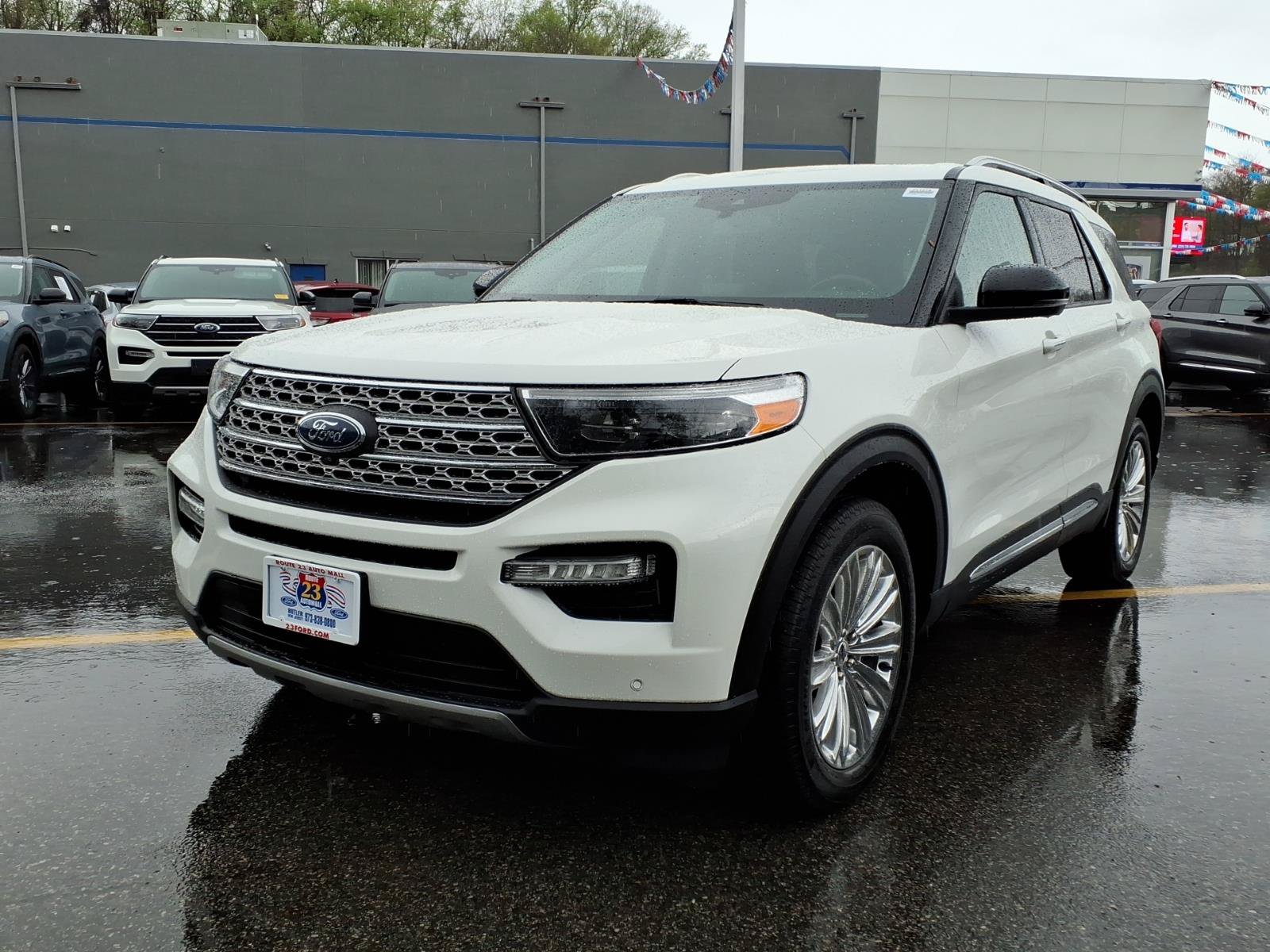 Certified 2023 Ford Explorer Limited w/ Limited Technology Package AWD/4WD image 4