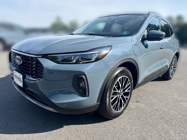 Certified 2023 Ford Escape SE w/ PHEV Premium Package FWD image 4