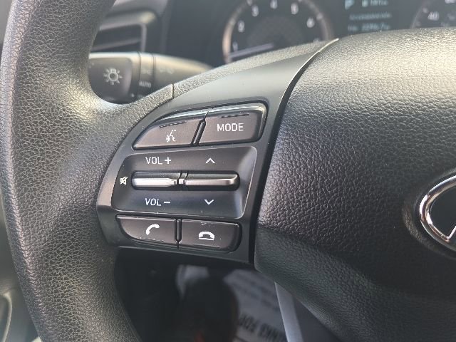 Used 2019 Hyundai Veloster 2.0 FWD image 31