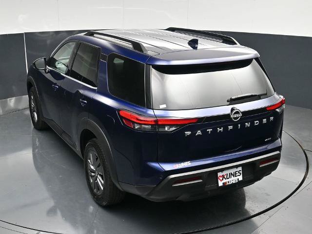 Used 2025 Nissan Pathfinder SV AWD/4WD image 39