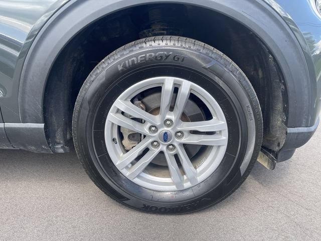 Certified 2024 Ford Explorer XLT w/ Equipment Group 202A AWD/4WD image 13