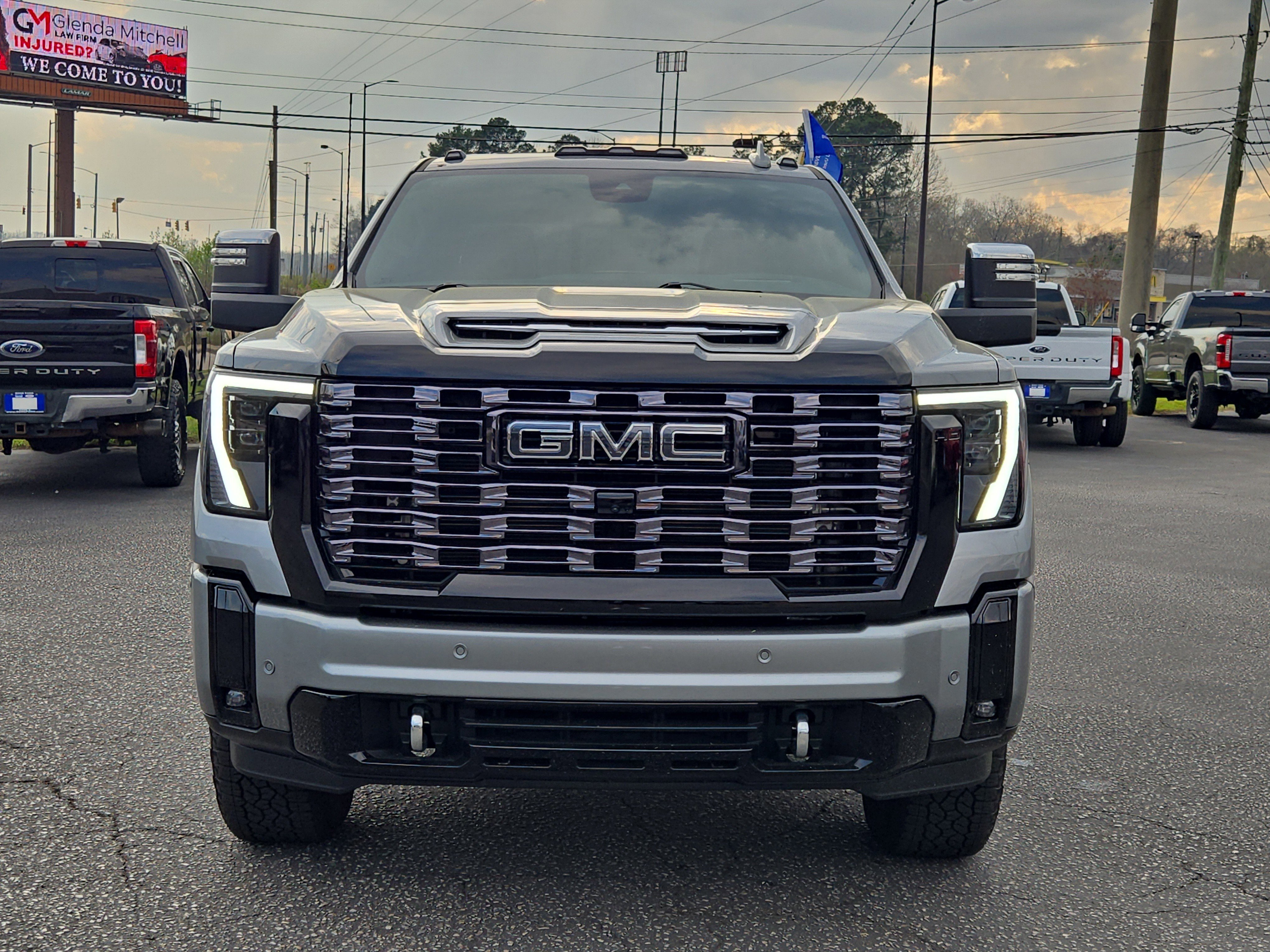 Used 2026 GMC Sierra 3500 Denali Ultimate image 11