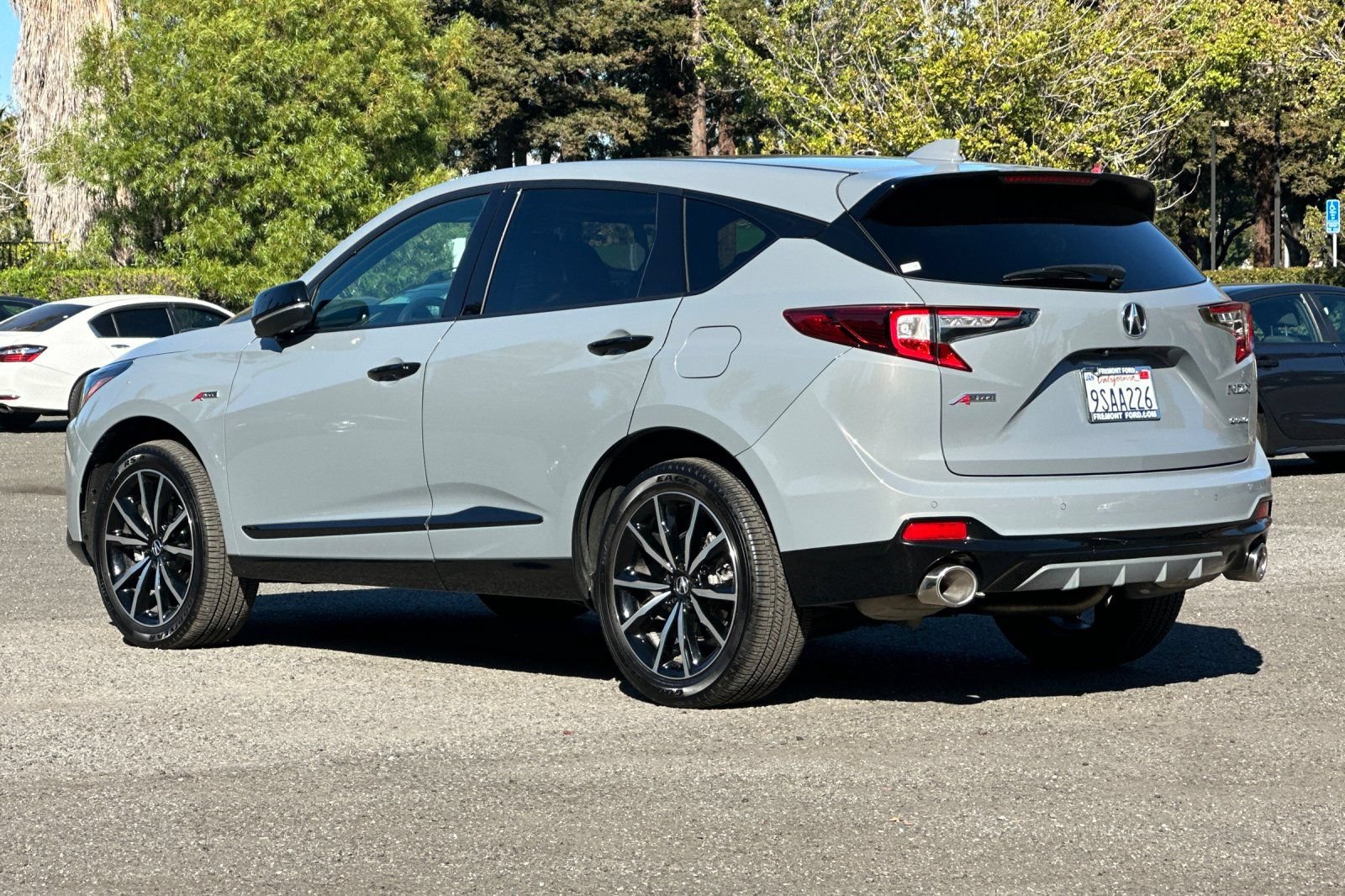 Used 2025 Acura RDX w/ Advance Package AWD/4WD image 5