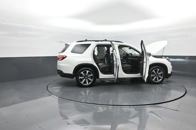 Used 2024 Honda Pilot Elite image 42