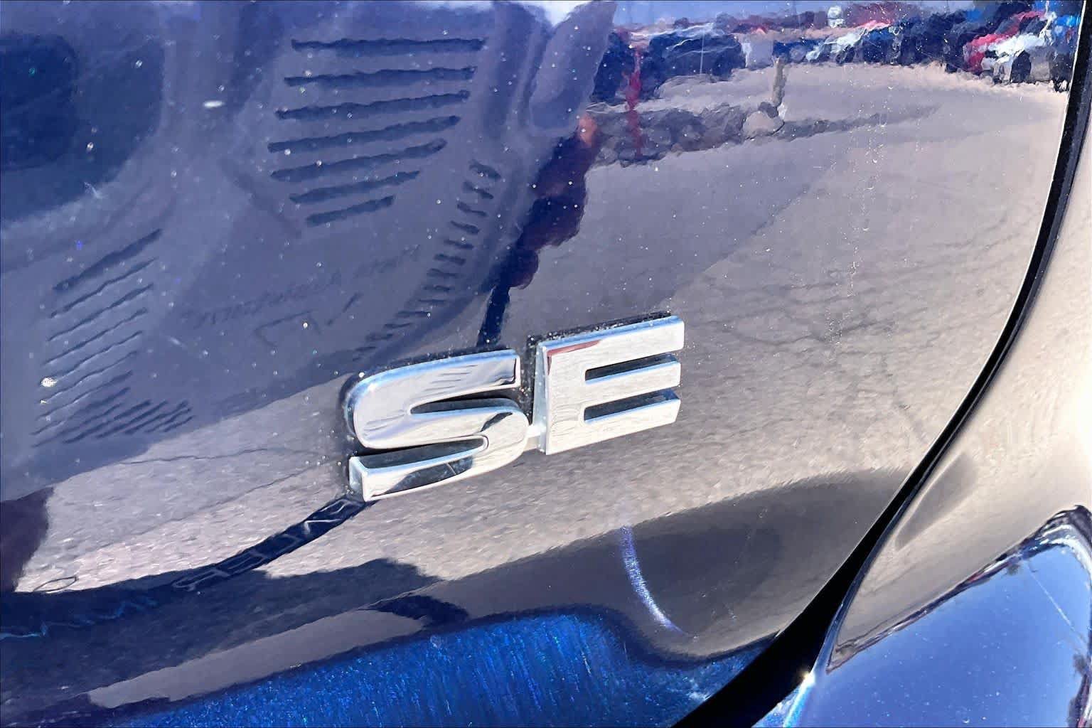 Used 2024 Mitsubishi Outlander SE AWD/4WD image 10