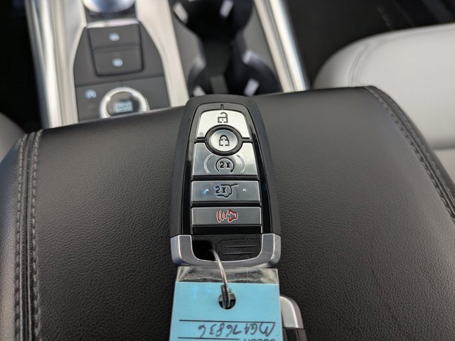 Certified 2021 Ford Explorer XLT w/ Equipment Group 202A image 33