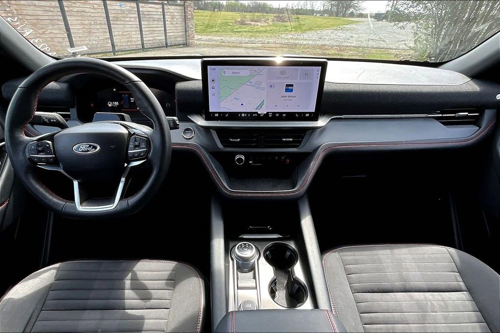 Certified 2025 Ford Explorer ST-Line w/ ST-Line Street Pack image 12