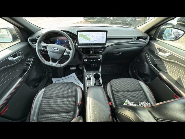 Certified 2024 Ford Escape ST-Line w/ Tech Pack #1 AWD/4WD image 12