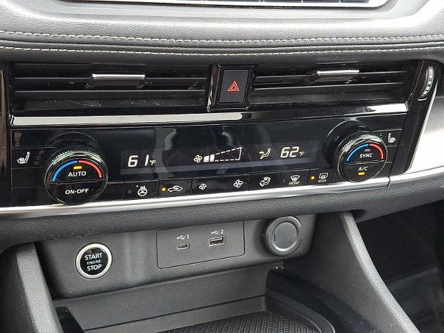 Used 2021 Nissan Rogue SV w/ Premium Package AWD/4WD image 17