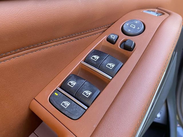 Used 2022 BMW X5 xDrive45e w/ M Sport Package image 21