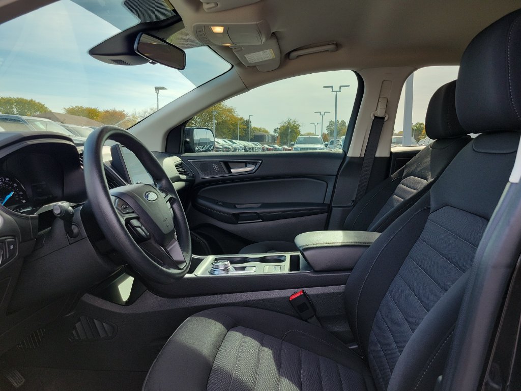 Certified 2022 Ford Edge SE w/ Black Appearance Package AWD/4WD image 19