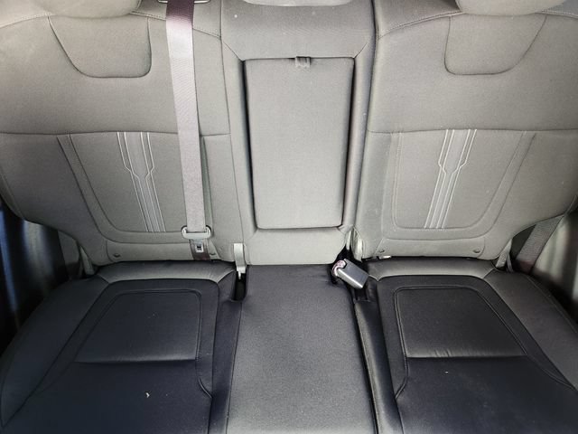 Used 2023 Hyundai Tucson SEL w/ Cargo Package AWD/4WD image 16