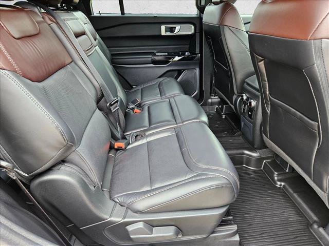 Certified 2023 Ford Explorer Platinum w/ Equipment Group 601A AWD/4WD image 22