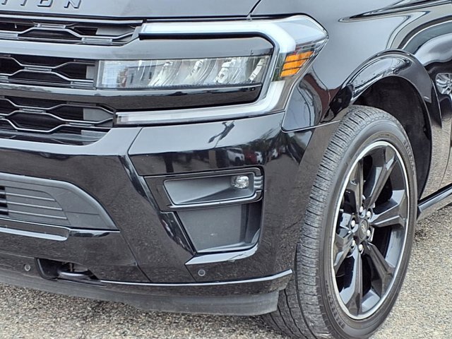 Certified 2022 Ford Expedition Limited AWD/4WD image 31