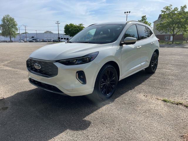 Certified 2023 Ford Escape ST-Line Elite AWD/4WD image 34