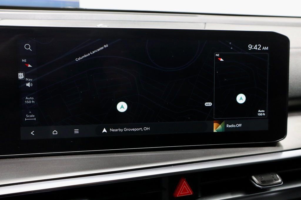 Used 2025 Kia Sorento EX image 11