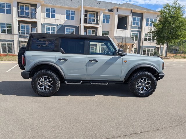 Certified 2024 Ford Bronco Badlands AWD/4WD image 3