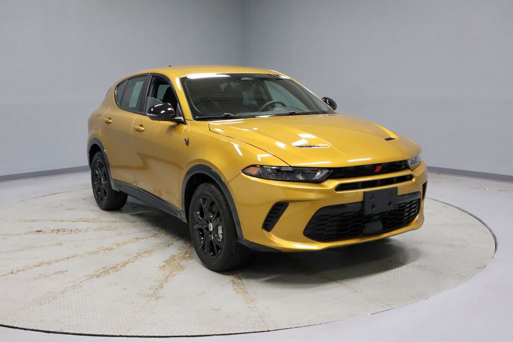 Used 2024 Dodge Hornet R/T w/ R/T Blacktop Package AWD/4WD image 1