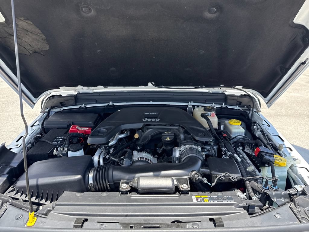 Used 2019 Jeep Wrangler Sport AWD/4WD image 26