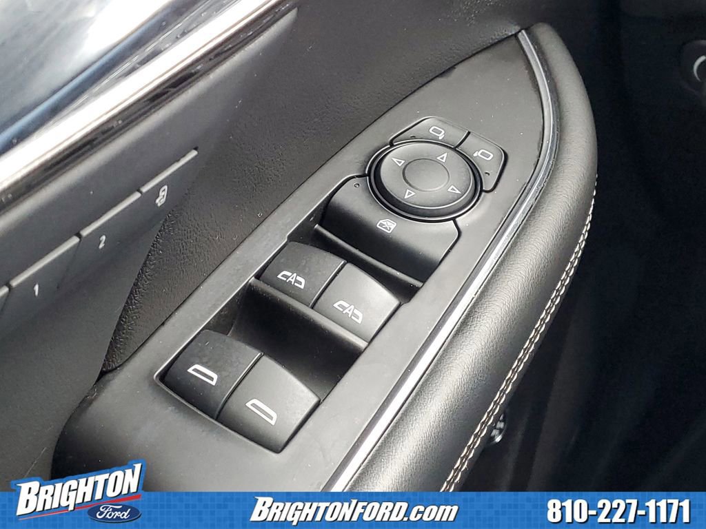 Used 2023 Buick Envision Essence image 16