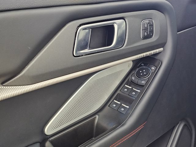Certified 2025 Ford Explorer ST AWD/4WD image 27
