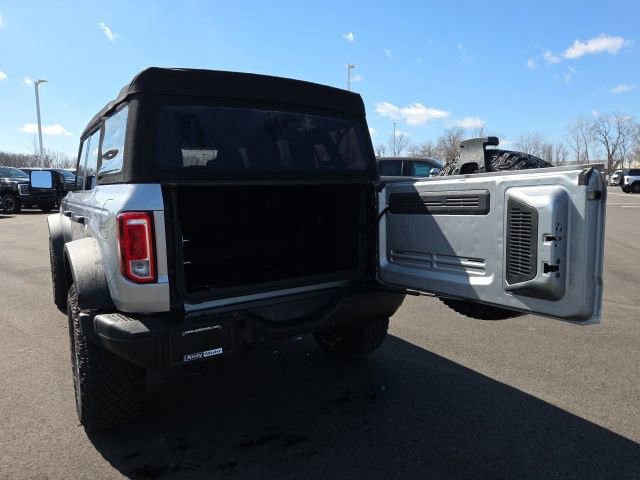 Certified 2022 Ford Bronco Black Diamond w/ Sasquatch Package AWD/4WD image 2