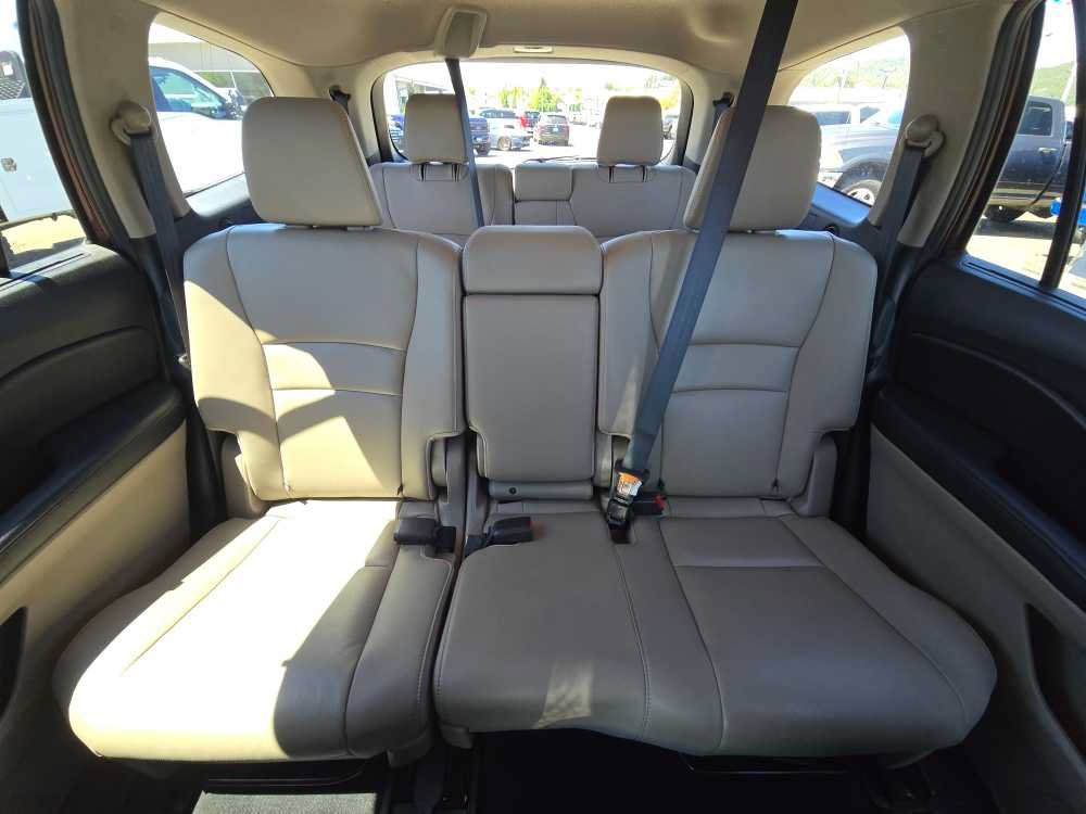 Used 2018 Honda Pilot Touring image 18