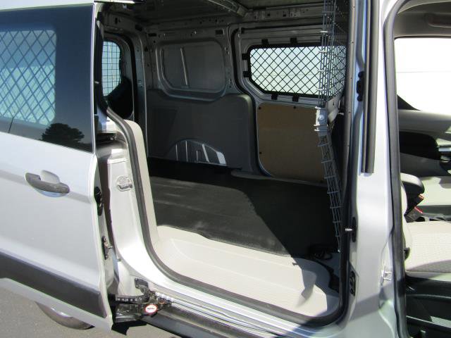 Certified 2022 Ford Transit Connect XLT image 12