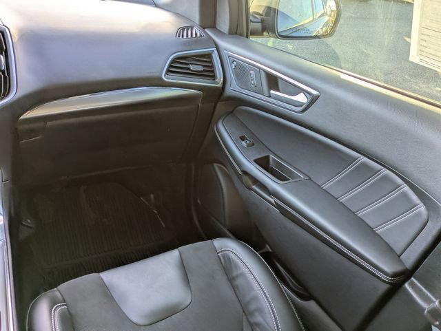 Certified 2022 Ford Edge ST w/ Equipment Group 401A image 17
