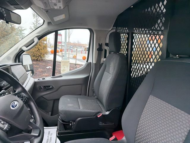 Certified 2024 Ford Transit 250 Low Roof w/ Exterior Upgrade Package RWD image 18