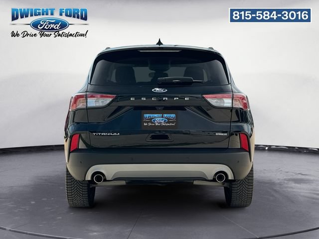 Certified 2022 Ford Escape Titanium AWD/4WD image 4