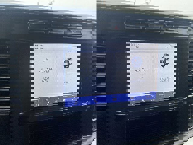 Certified 2023 Ford F250 XLT w/ Snow Plow Prep Package image 15