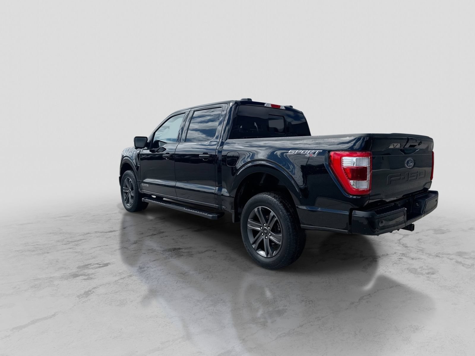 Certified 2023 Ford F150 Lariat w/ Equipment Group 502A High AWD/4WD image 5