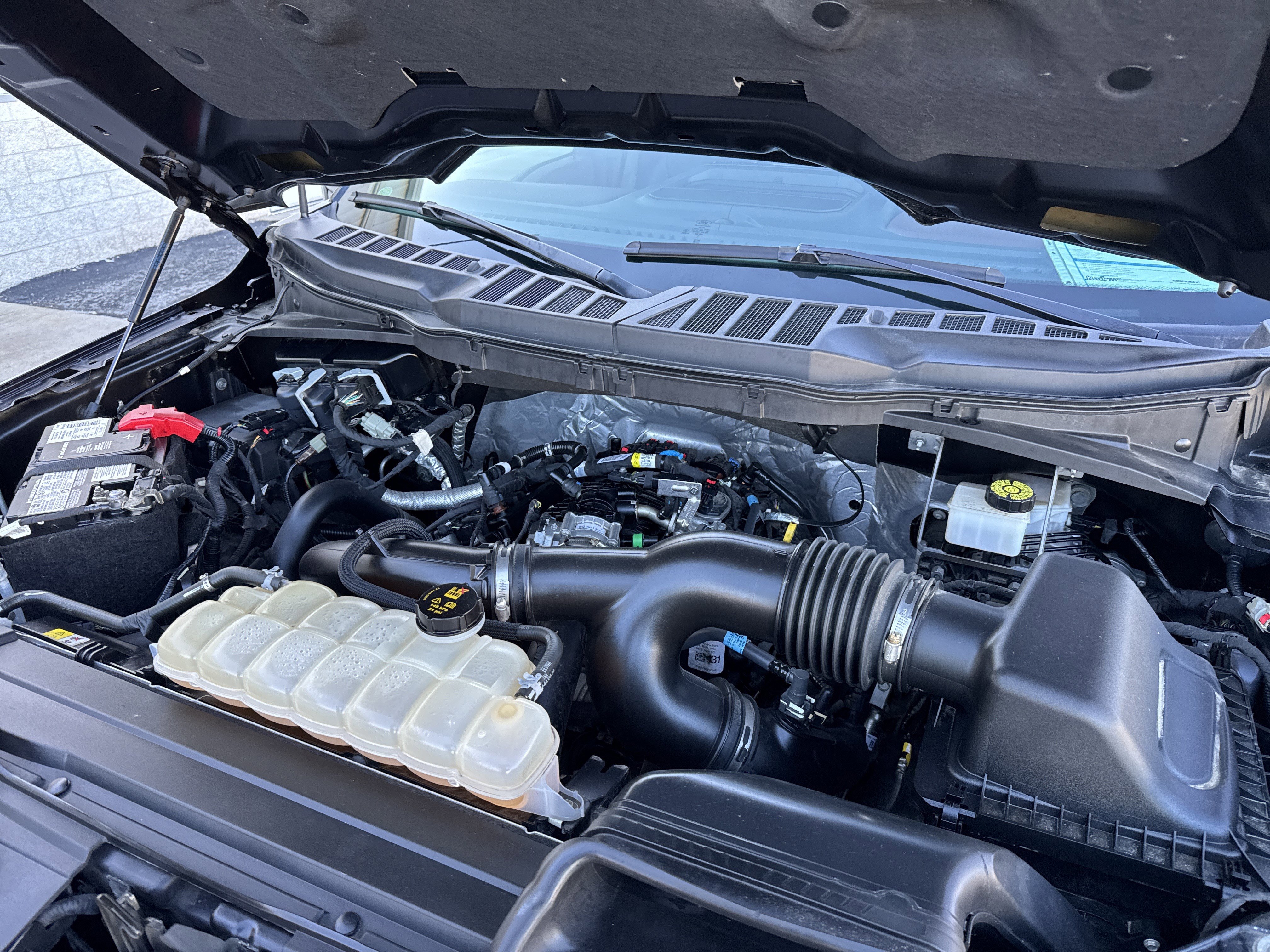 Certified 2021 Ford F150 Lariat w/ Equipment Group 502A High image 61